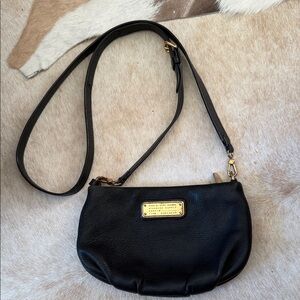 Marc by Marc Jacobs Black Leather Pebbled Crossbody with Gold Plaque vintage